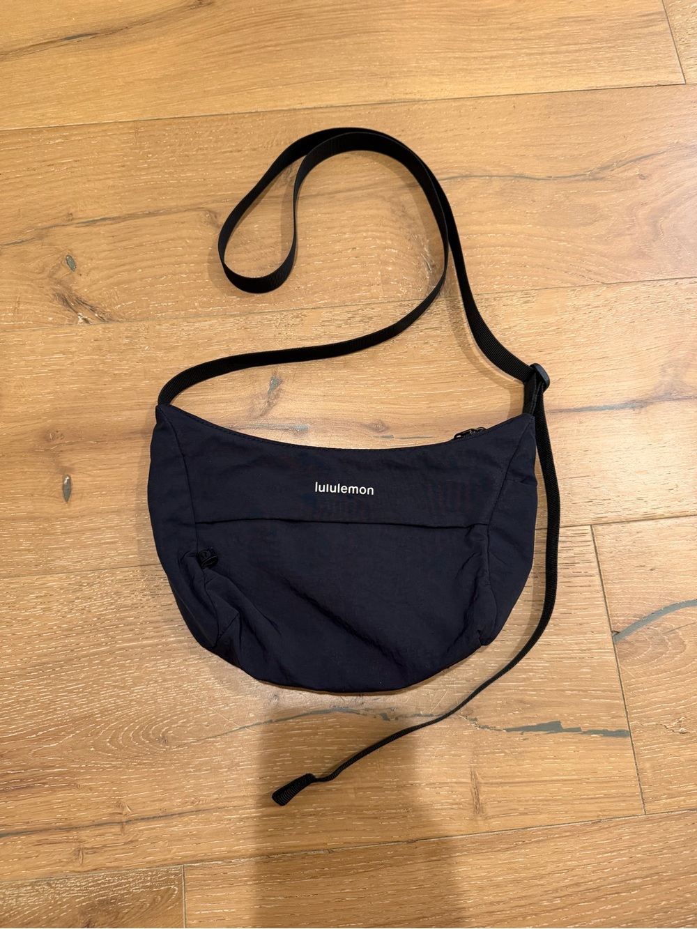Lululemon Sling Crossbody Bag 2L Black